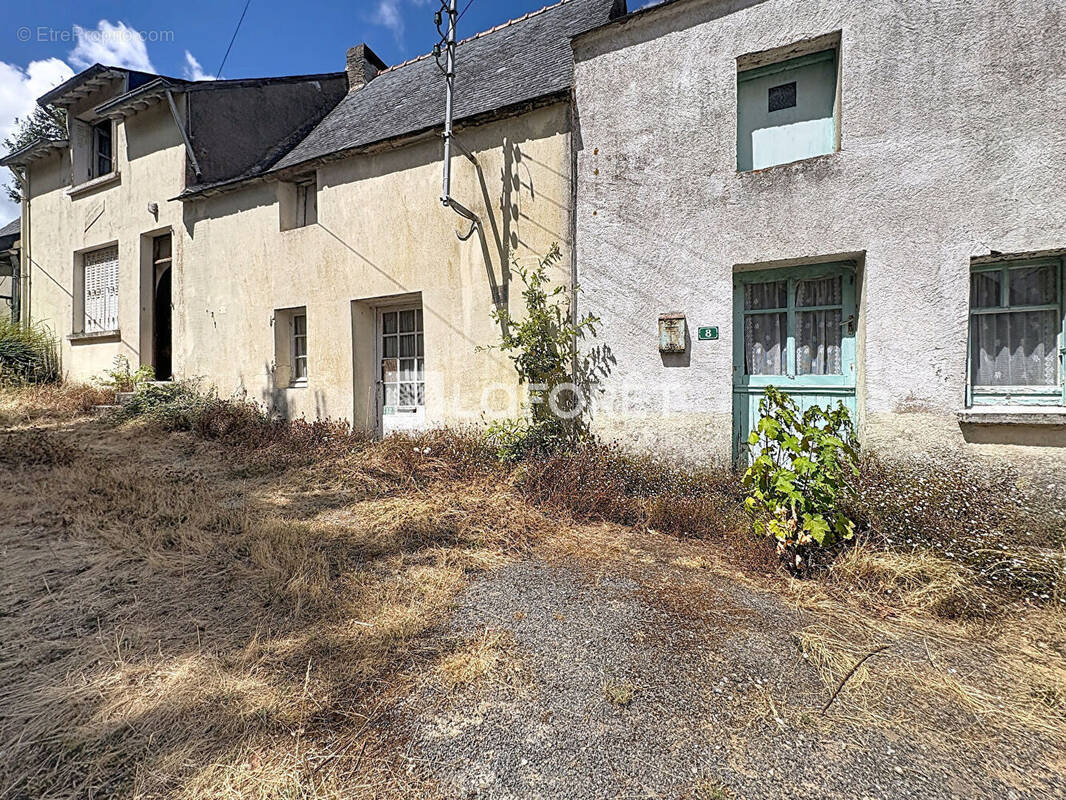 Maison à THEHILLAC