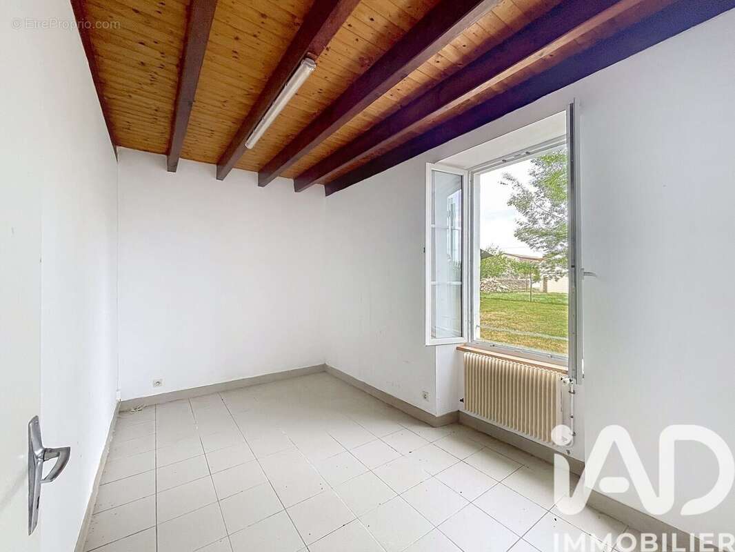 Photo 4 - Maison à GERMOND-ROUVRE