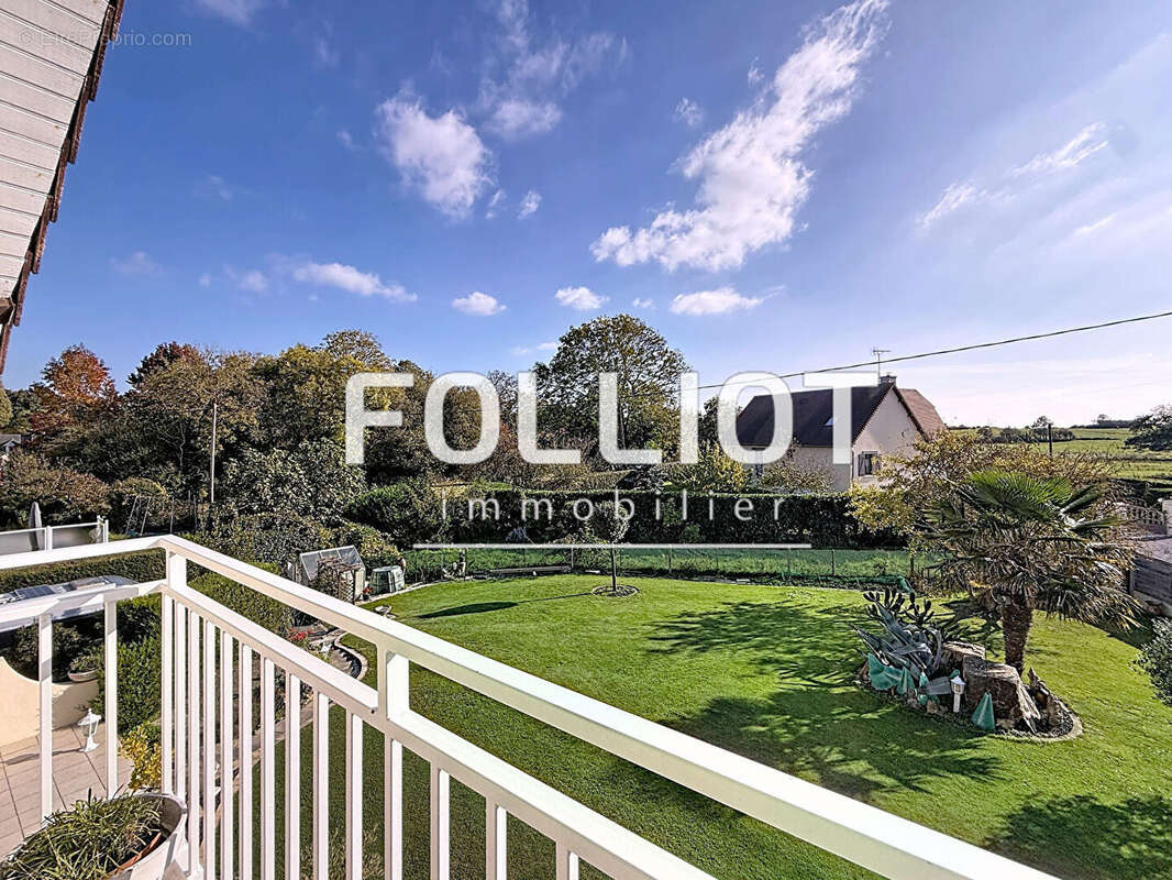 Maison à SAINT-PAIR-SUR-MER