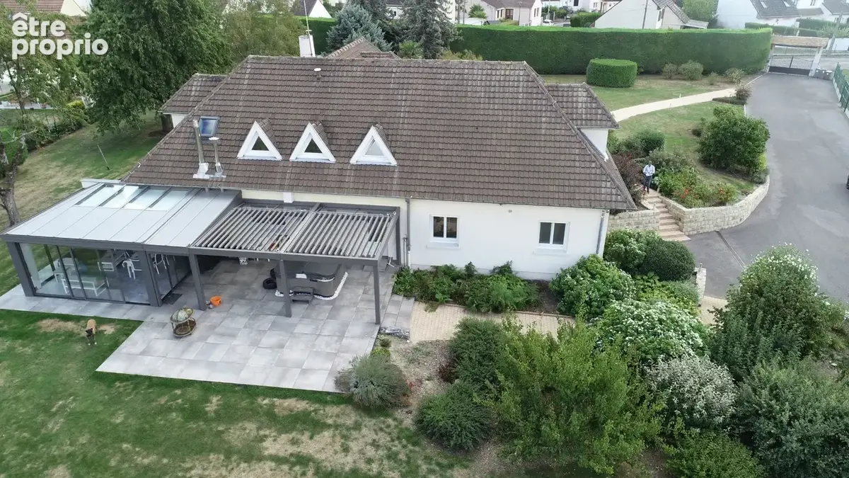 LAON (02) à vendre propriété d'exeption de 330 m2 et son terrain de 9000 m2 - photo 3