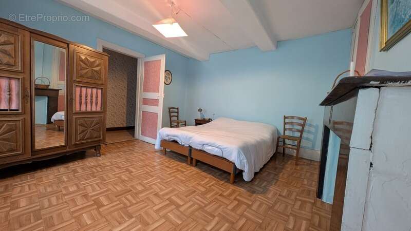 Appartement à AIRE-SUR-LA-LYS