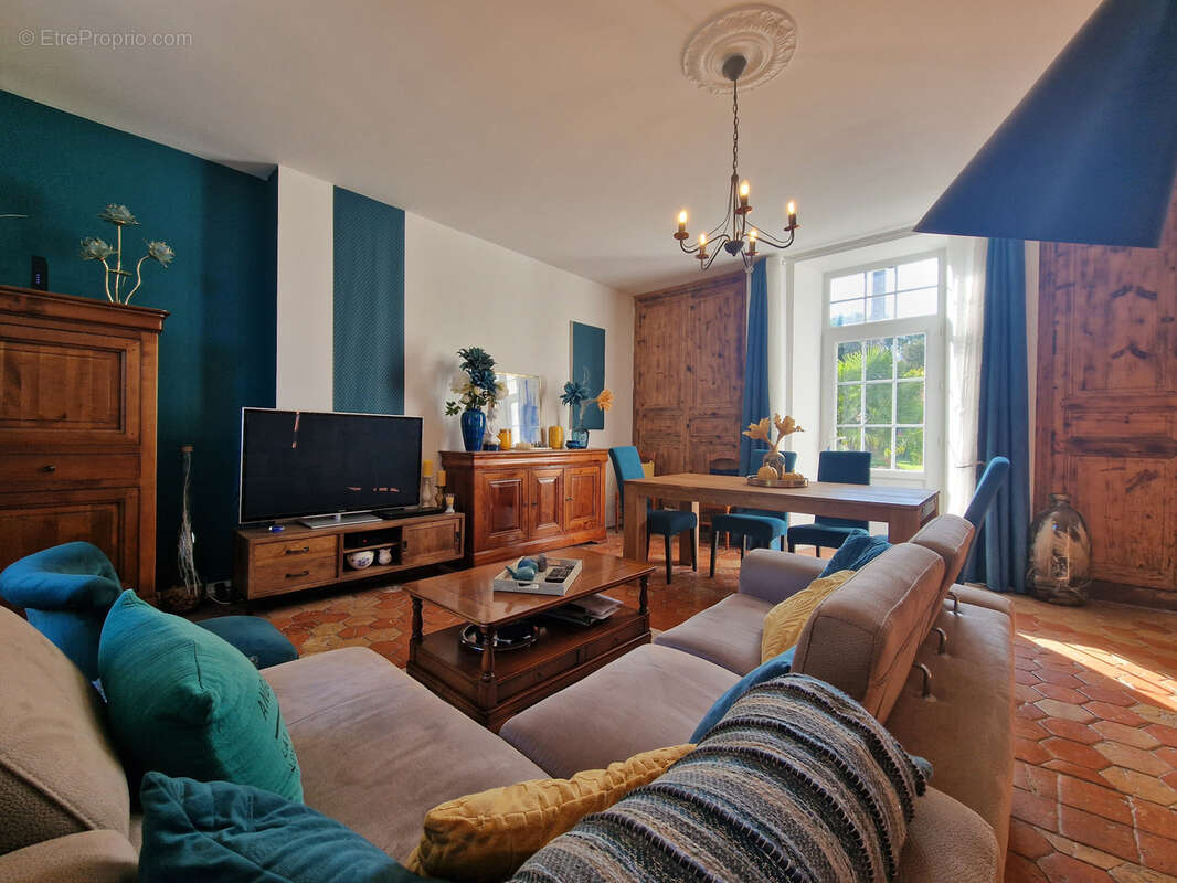 Maison à FOUQUEBRUNE