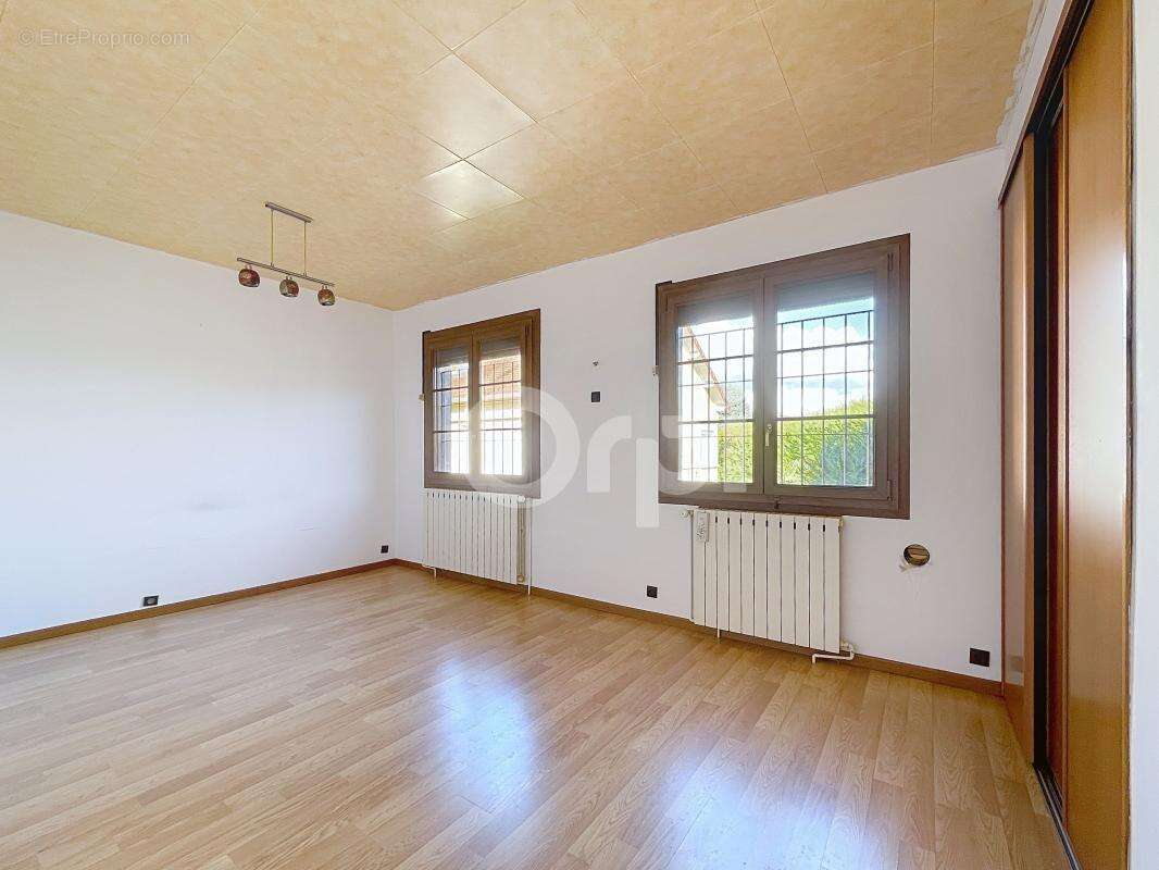 Maison à VIARMES