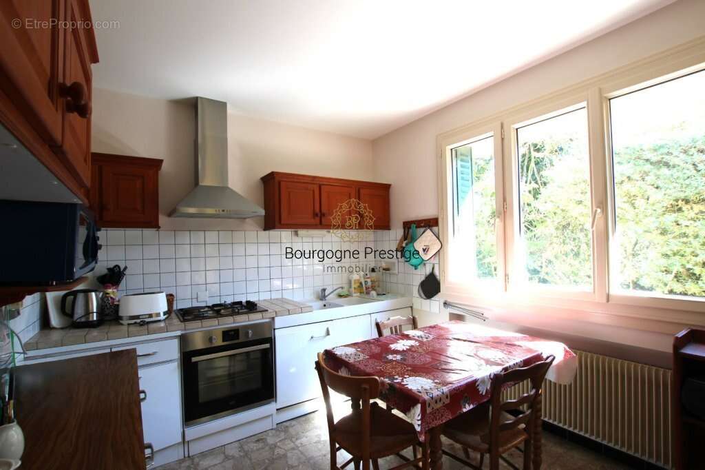 Maison à PONT-DE-VAUX