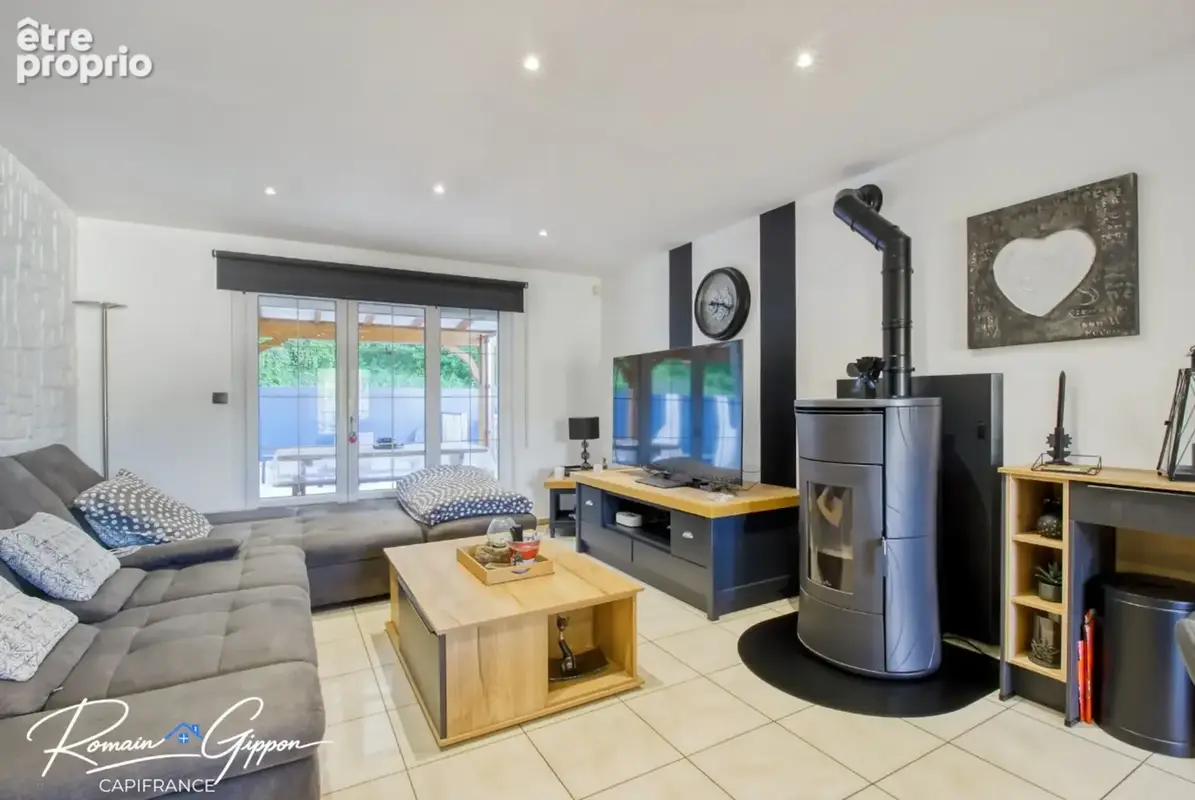 Liverdun – maison semi plain-pied - 168 m² – 4 chambres – piscine chauffée – garage double - photo 5