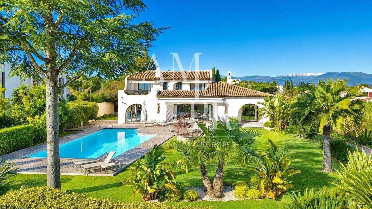 En Co-Exclusivité Amanda Properties – Villa  Vue Mer – 5 Chambres-  Piscine, Séjour et Suite maître  de Plain-Pied - photo 12