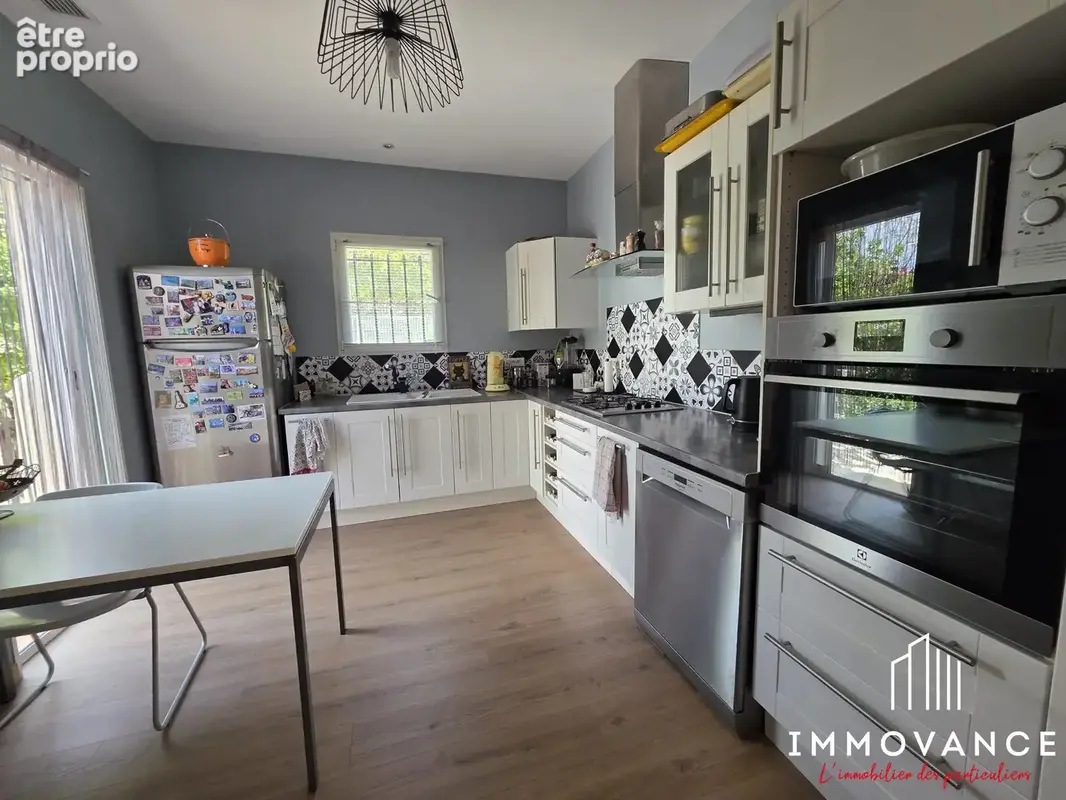 Maison 131 m² à Castries  - photo 6