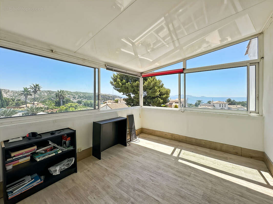 Maison 215m² à carry-le-rouet - photo 8
