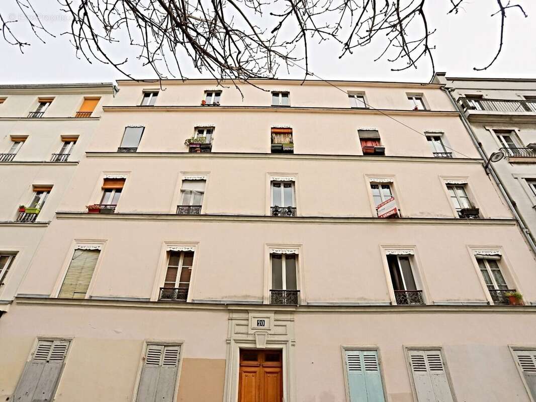 Appartement à PARIS-18E