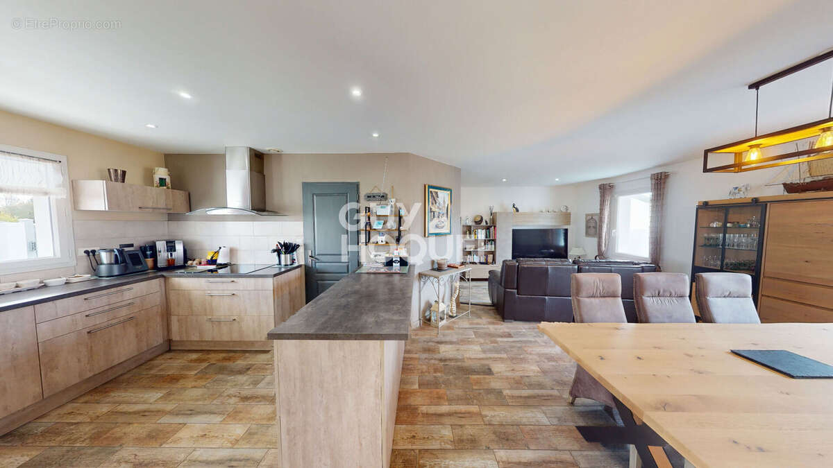 Maison à LE CHATEAU-D'OLERON