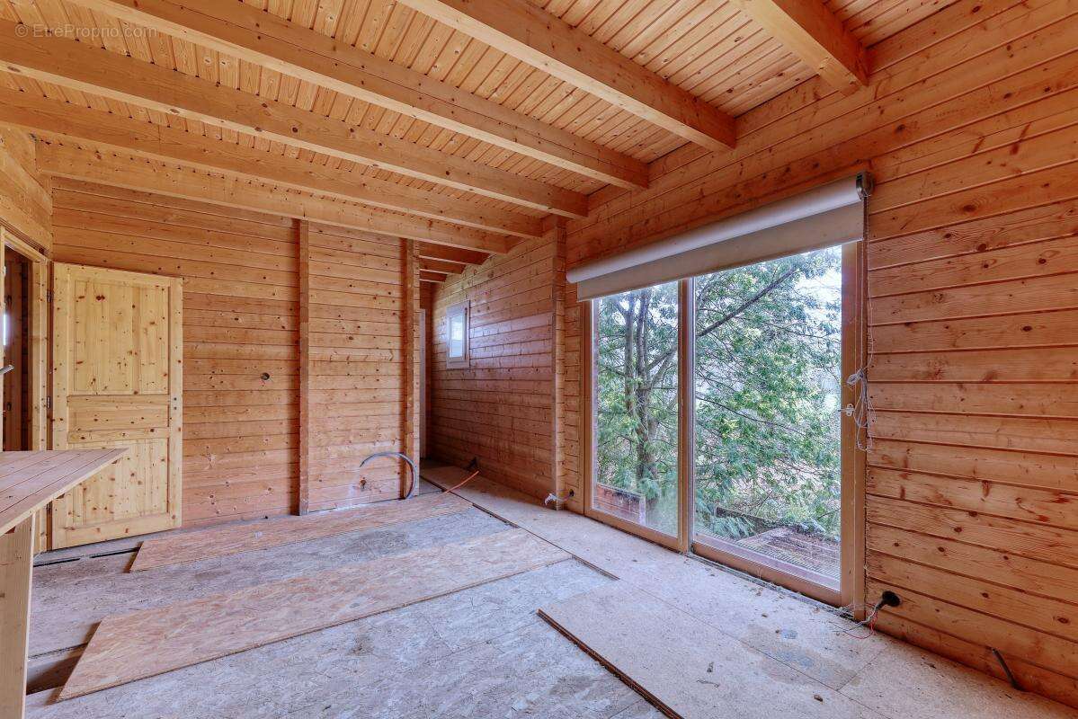 Maison à LA GACILLY