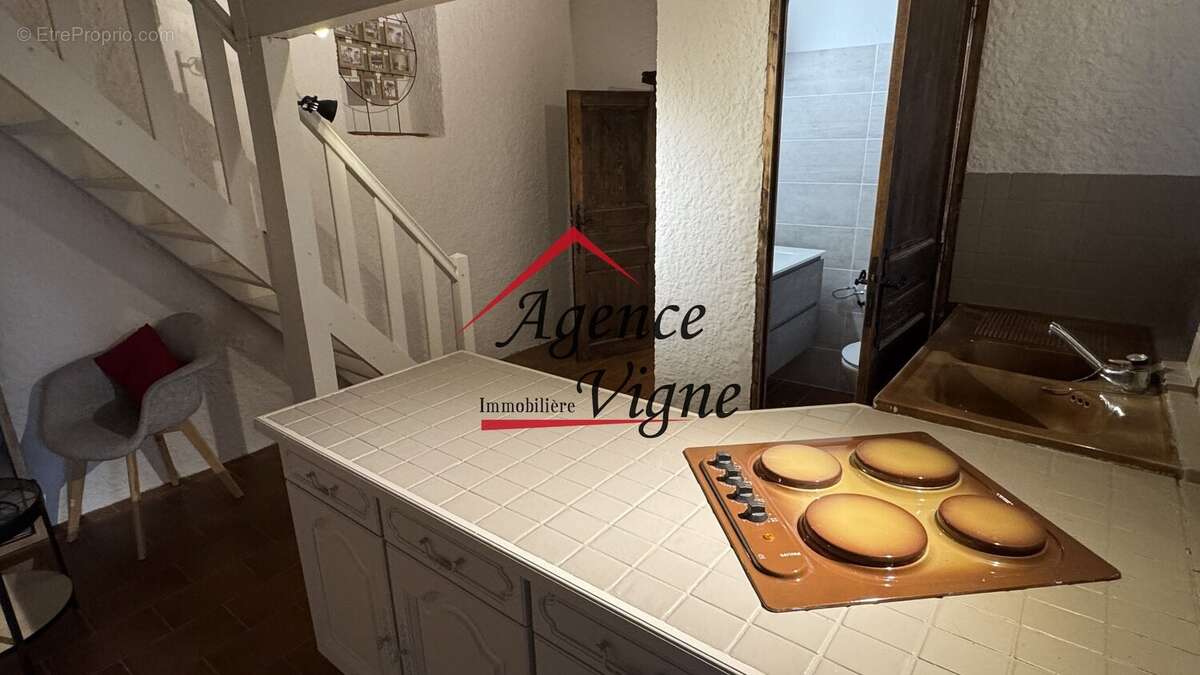 Maison à ALLEGRE-LES-FUMADES