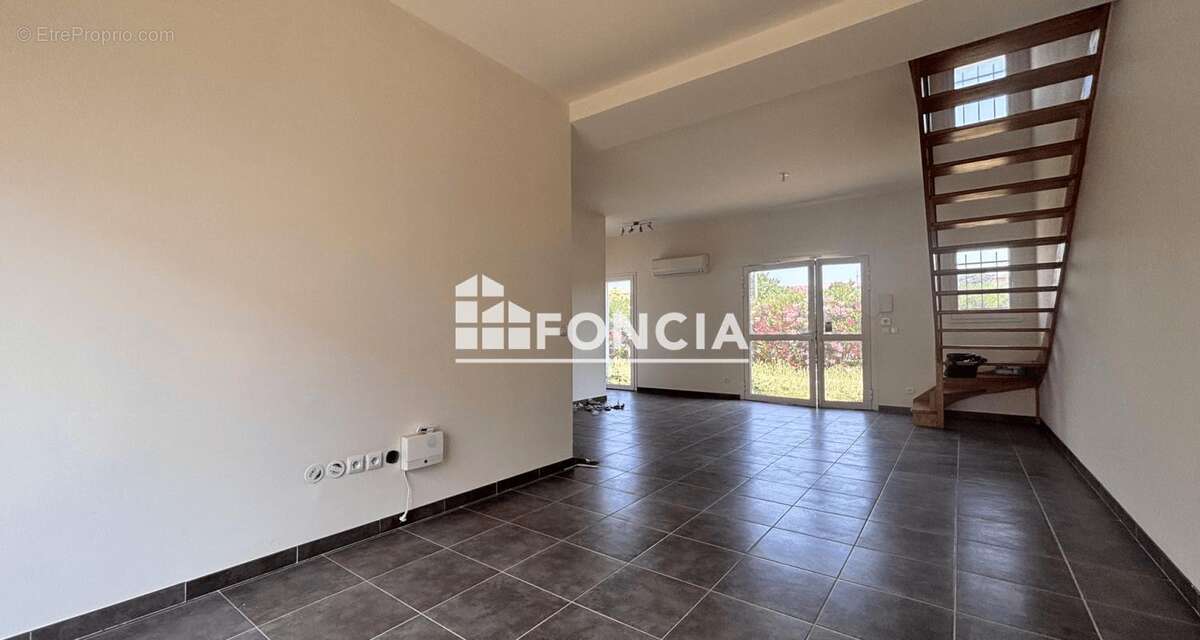 Maison à VILLENEUVE-LES-BEZIERS