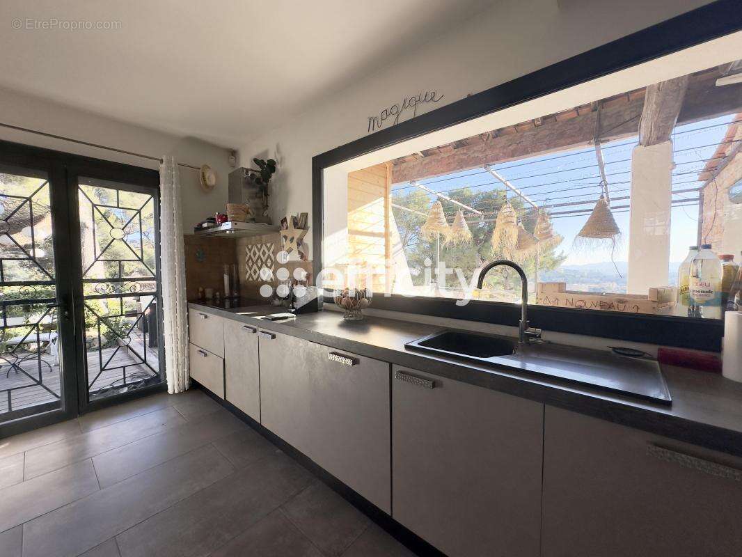 Maison à SEPTEMES-LES-VALLONS