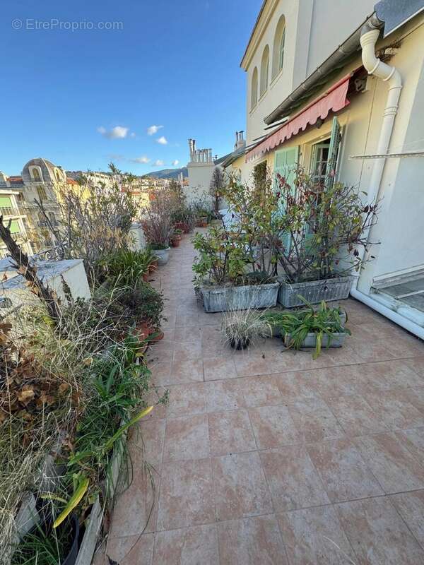 Appartement à NICE