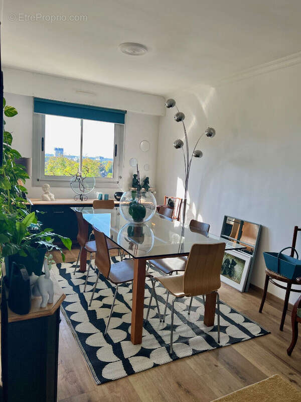 Appartement à SAINT-CYR-SUR-LOIRE