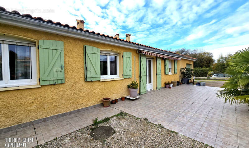 Maison à SAINT-ETIENNE-DE-TULMONT