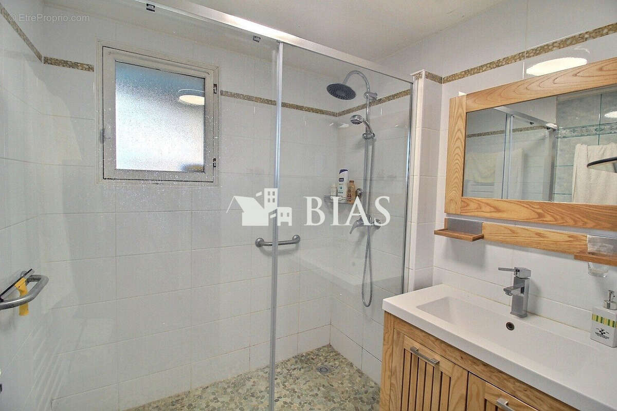 Maison à LA BOUILLE