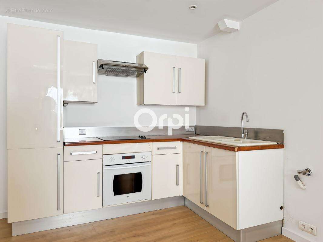 Appartement à CUGES-LES-PINS
