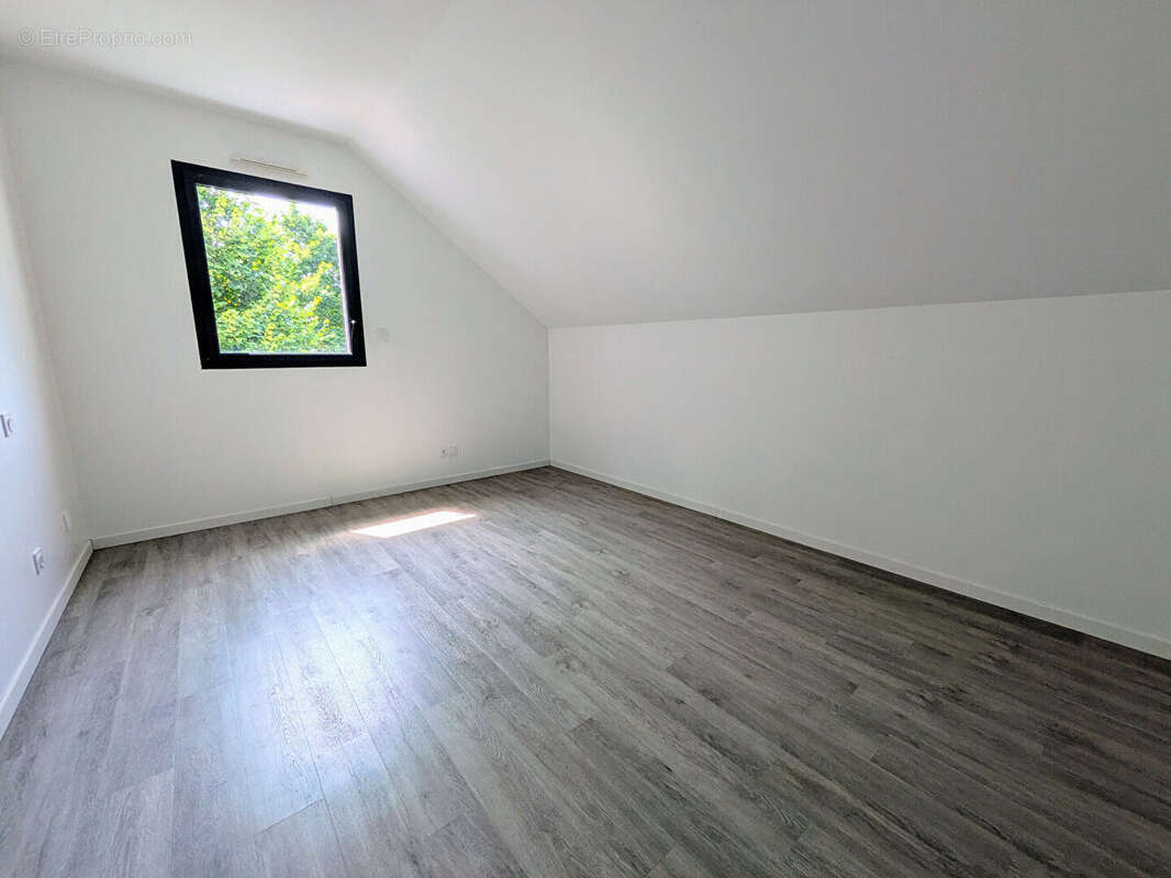 Maison à LA CHAPELLE-SUR-ERDRE