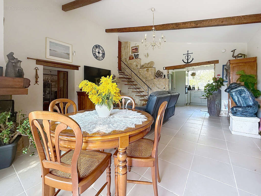Maison à UZES