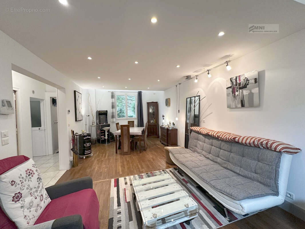 Maison à CHOISY-LE-ROI