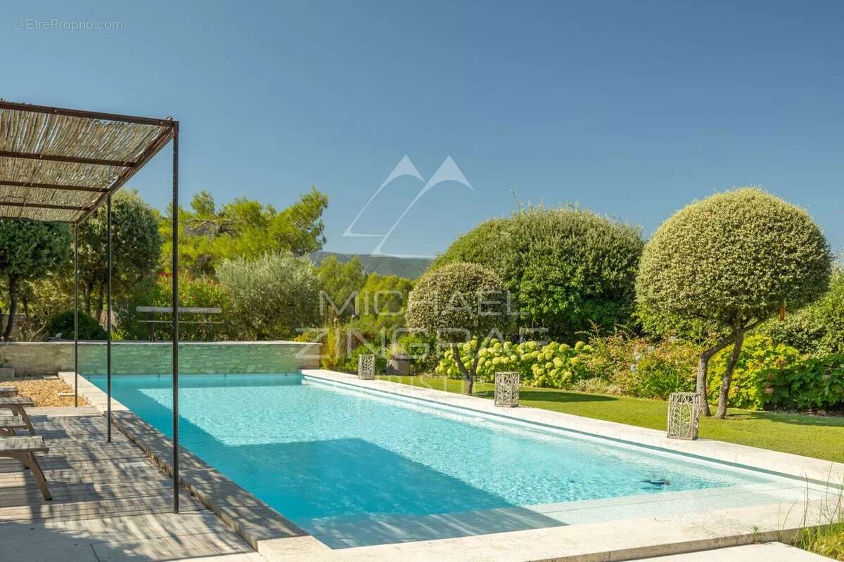 Gordes - Magnifique maison provençale avec vue panoramique et piscine - photo 8