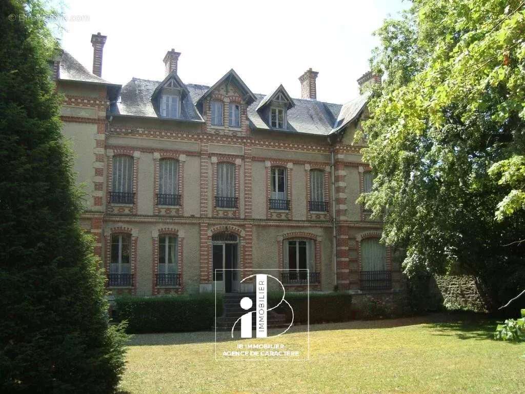 Maison à FONTAINEBLEAU