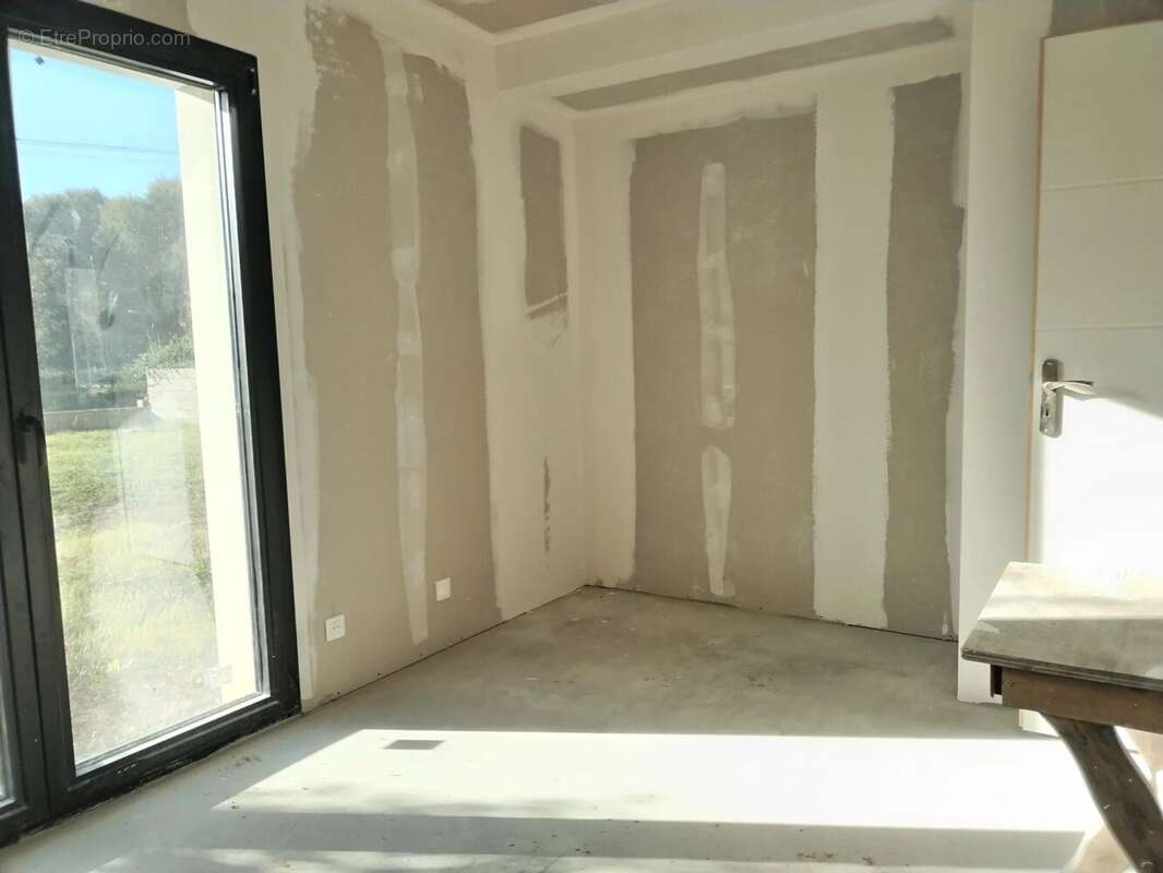 Maison à BOURRON-MARLOTTE