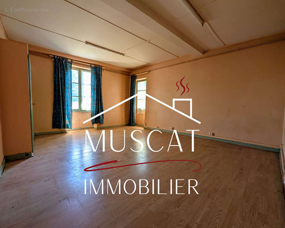 Maison à VILLEFONTAINE