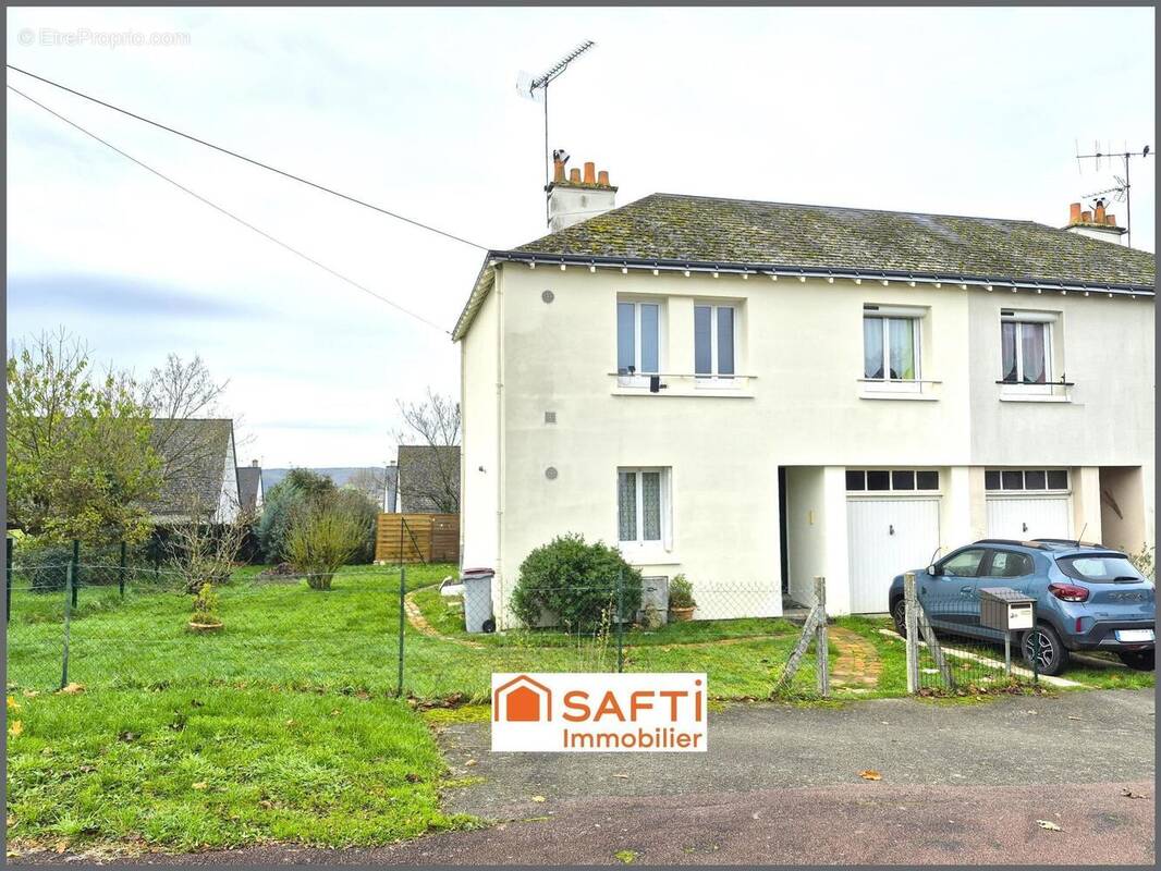 Photo 1 - Maison à DESCARTES