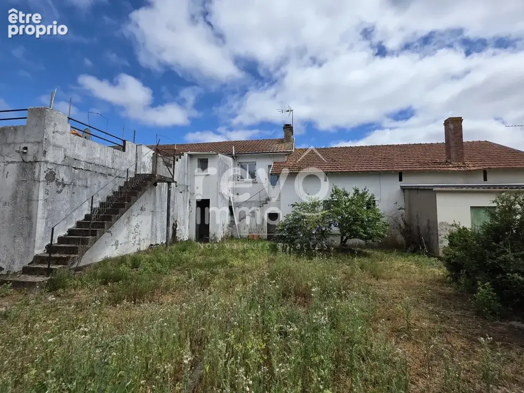 Maison familiale 175m² SAINT-COLOMBAN 44310 - photo 2