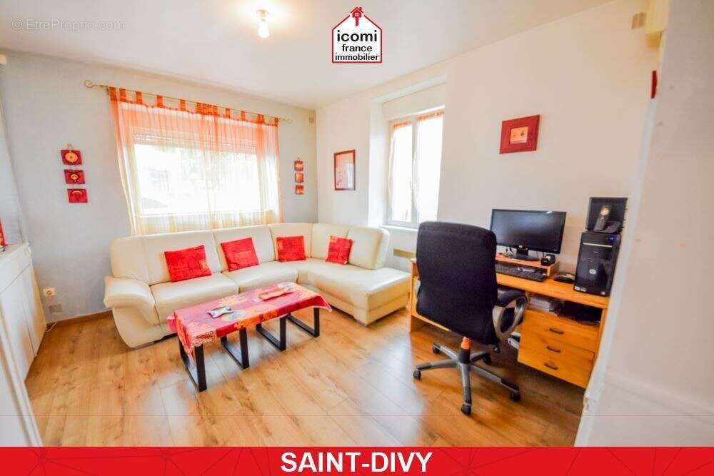 Maison à SAINT-DIVY