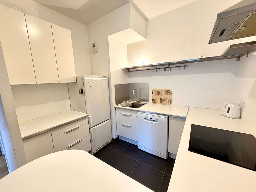 Appartement à LA GARENNE-COLOMBES