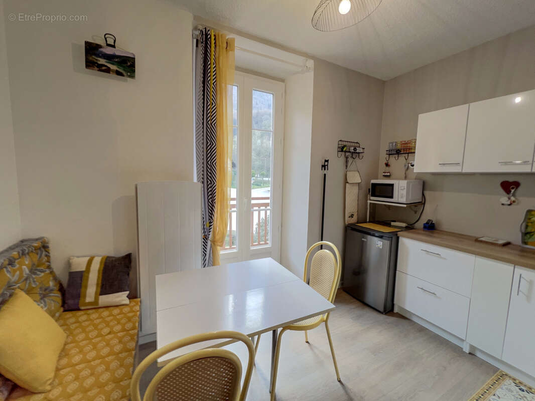 Appartement à AIGUEBELETTE-LE-LAC