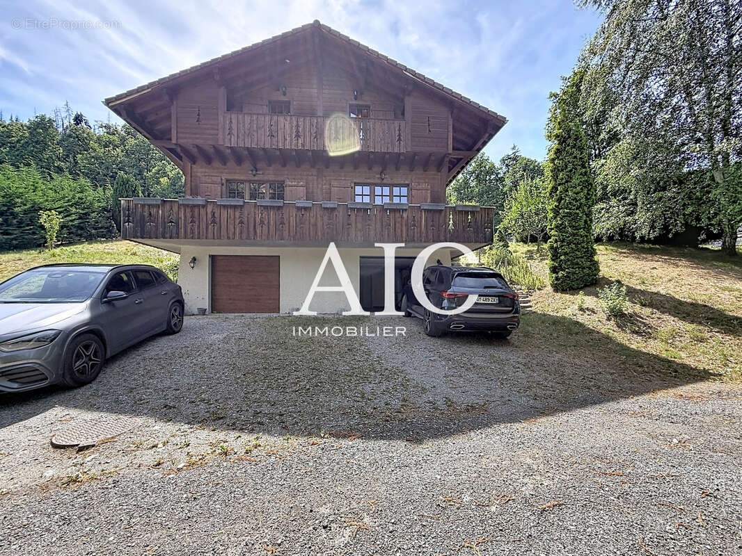 Maison à SALLANCHES