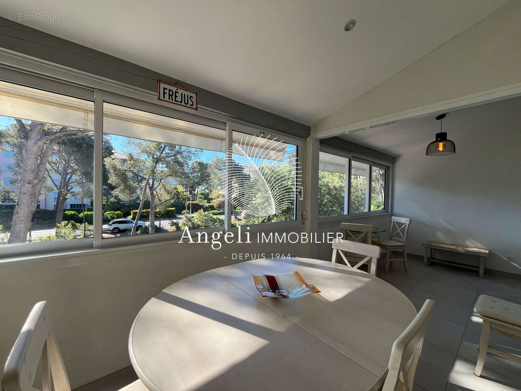 Appartement à FREJUS