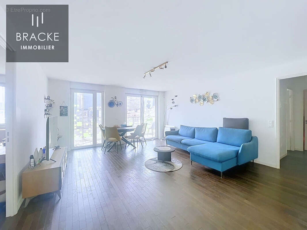 Appartement Courbevoie 4 pièces - large BALCON - vue dégagée - photo 3