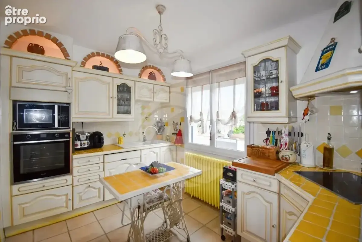Maison avec deux logements indépendants, dépendances et terrain constructible à Montauban - photo 5