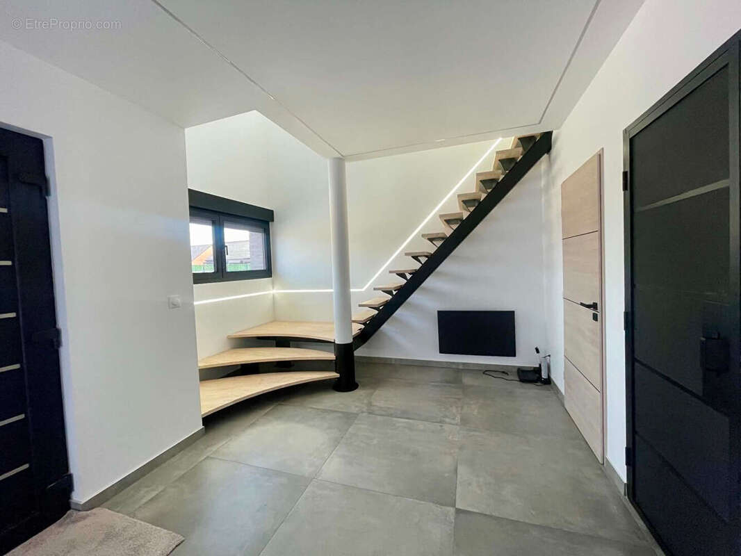 Maison à LAMBRES-LEZ-DOUAI