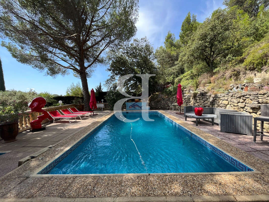 Maison 316 m² à Beaumes-De-Venise  - photo 2