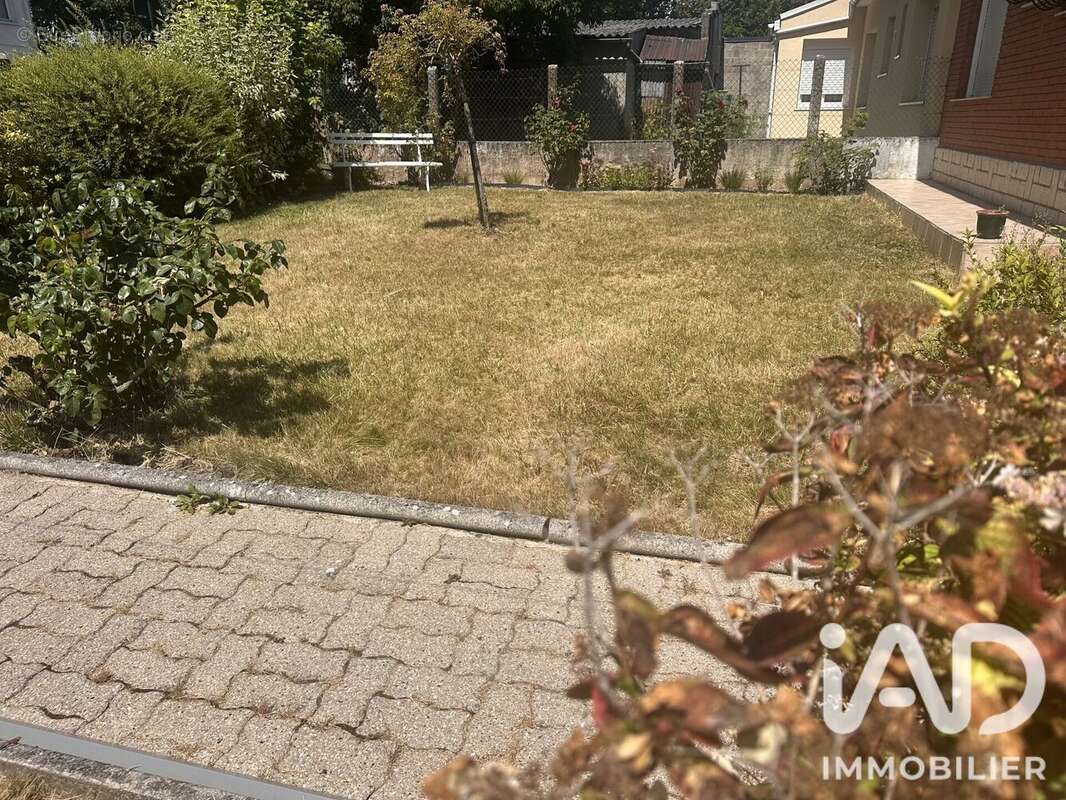 Maison 76 m² à Arras  - photo 3