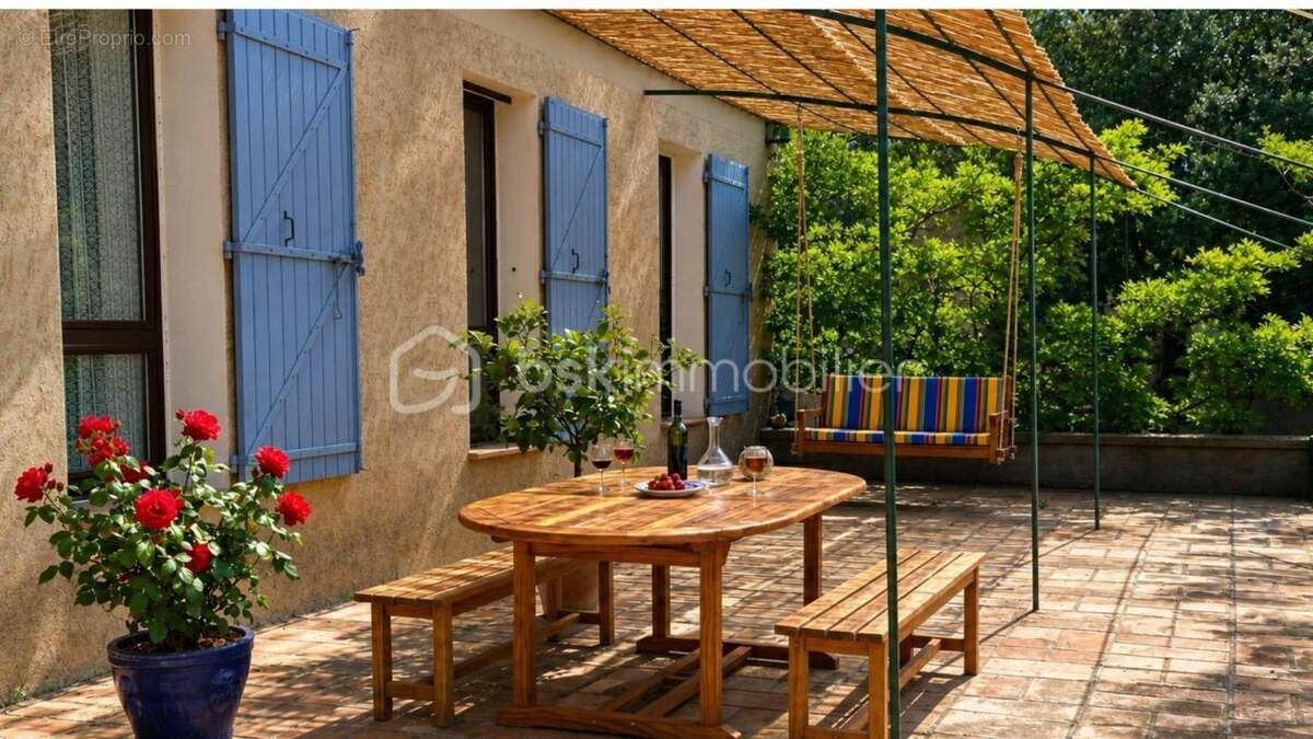 Un havre de paix au cœur des Alpilles Et si votre prochaine maison était celle où chaque journée ressemble à des vacances ? - photo 7