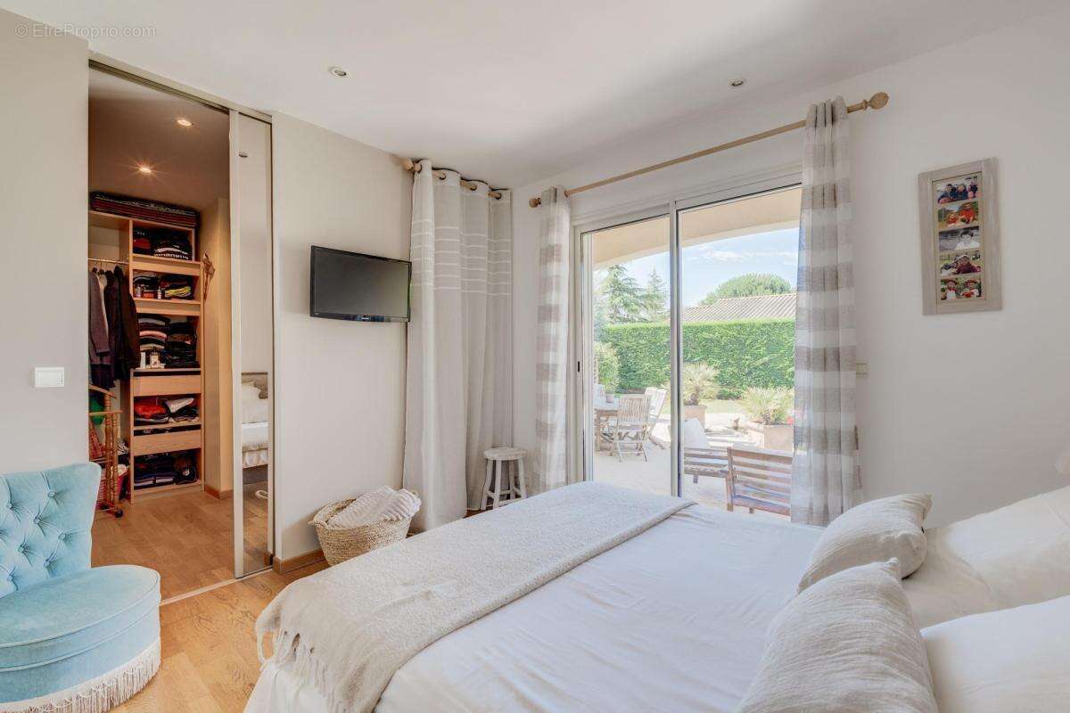 Urgent a vendre magnifique maison a frouzins (31270) - 6 pieces - photo 6