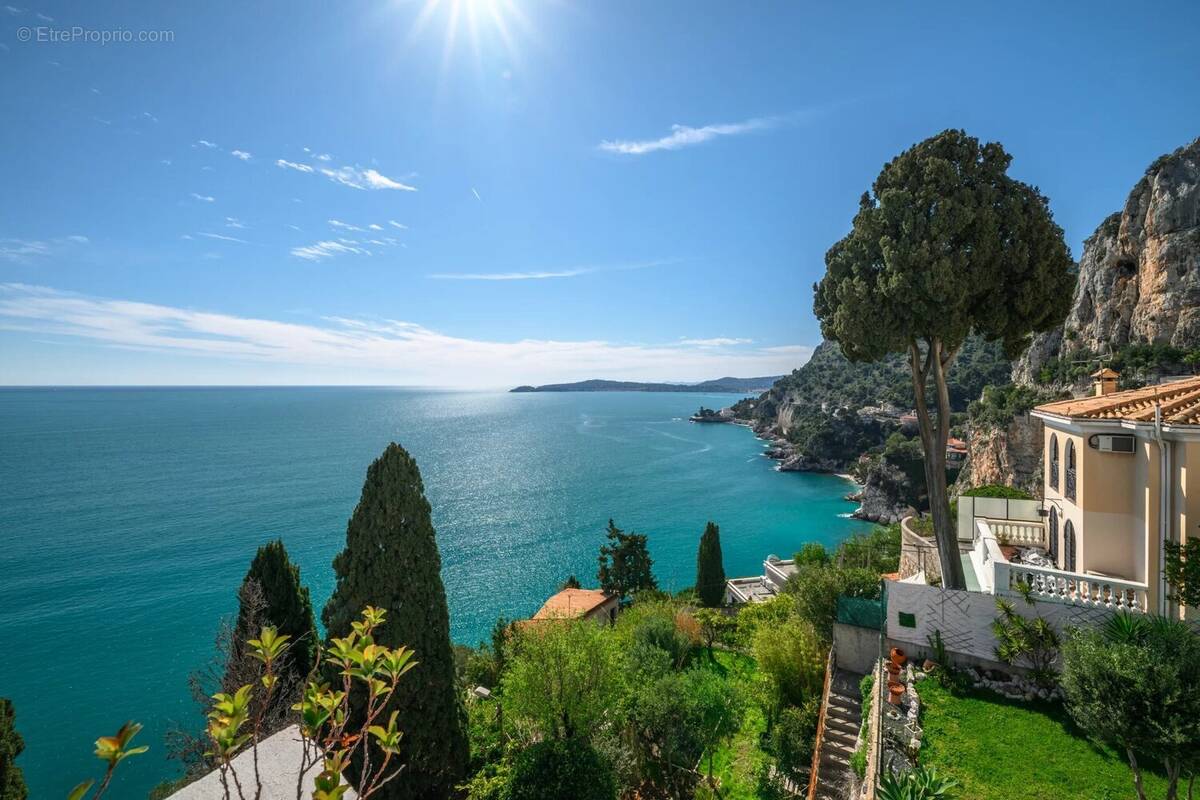 Appartement à CAP-D'AIL