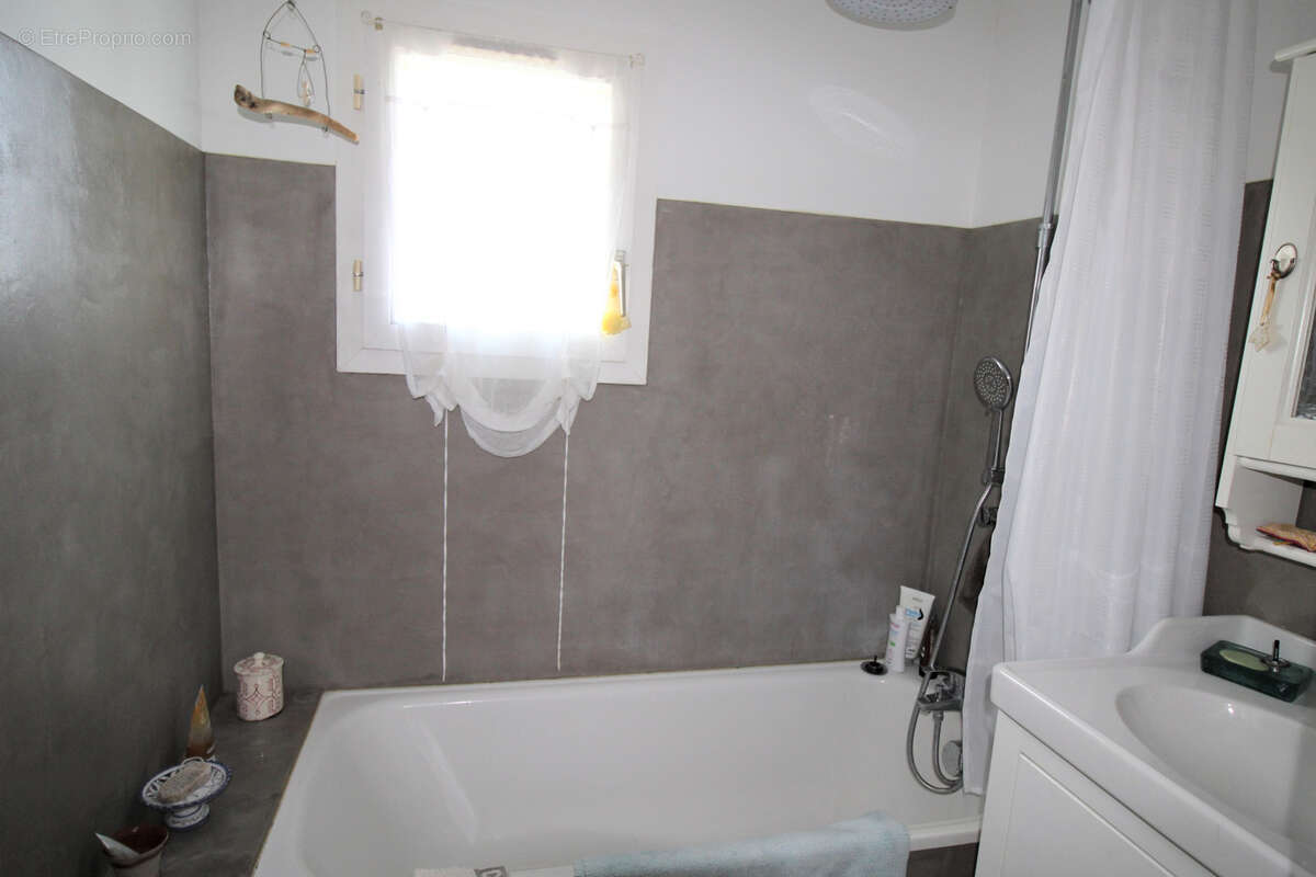 Appartement à VAISON-LA-ROMAINE