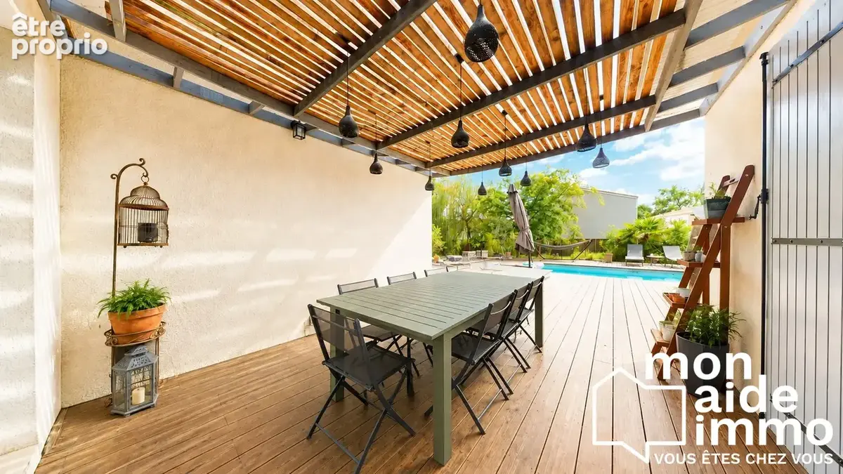 Maison 5 pièces 140 m² à vendre à Fargues-Saint-Hilaire (33370) - photo 9