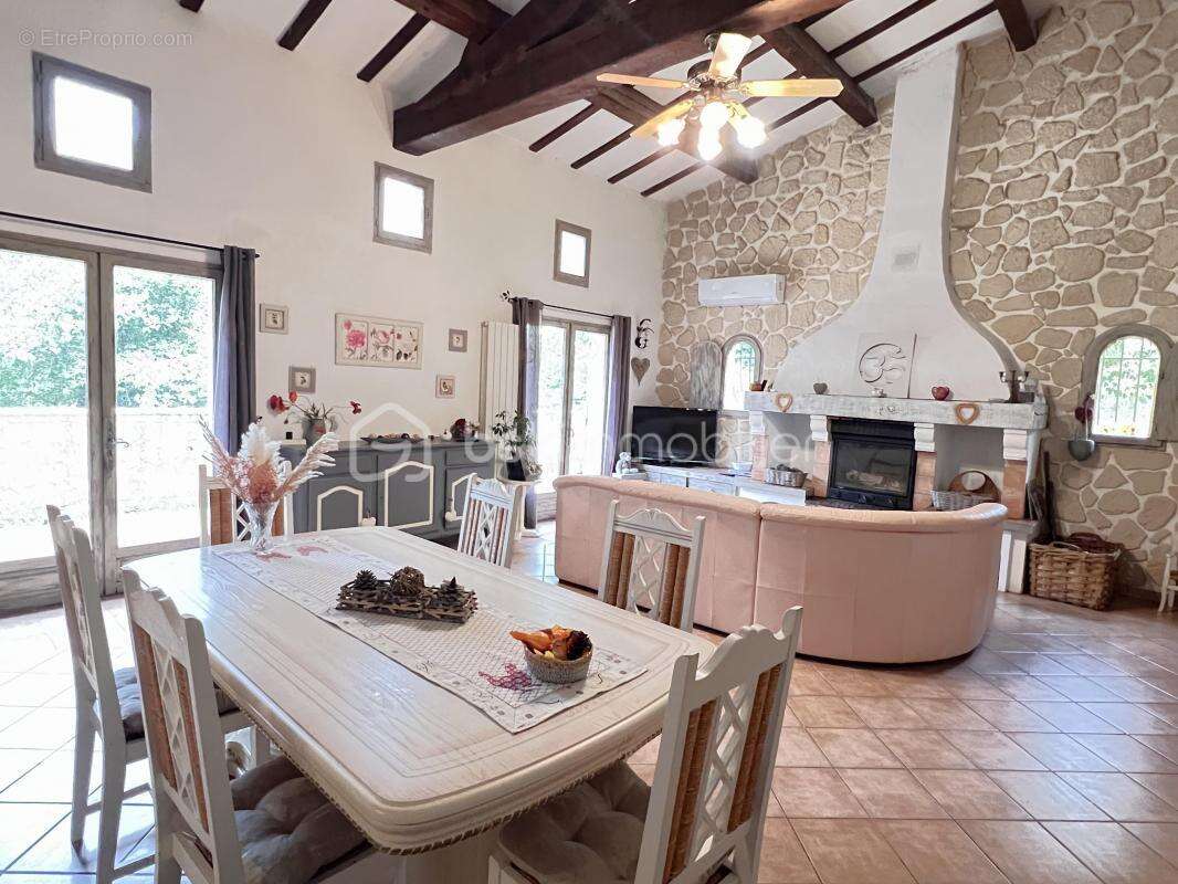 Maison à SAINT-PAUL-EN-FORET