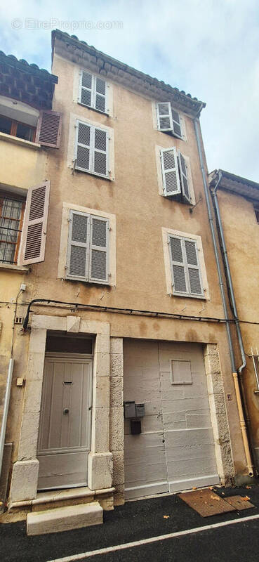 Appartement à BRIGNOLES