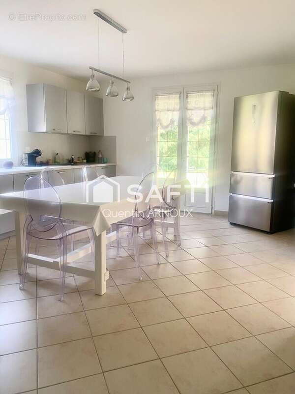 Maison 212 m² à Coincy  - photo 4